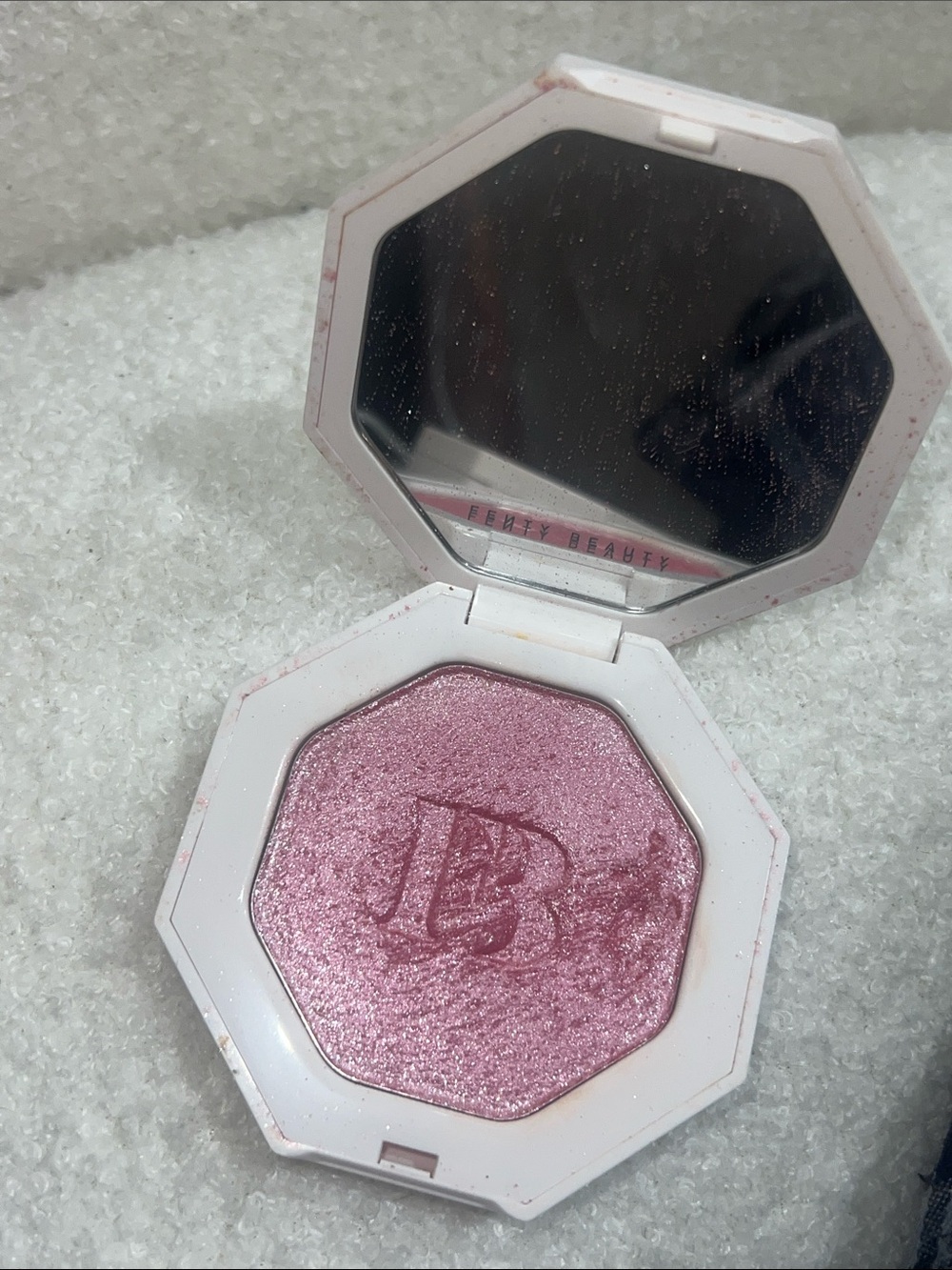 Fenty Beauty Wattabrat 05 Highlighter - Soft Pink